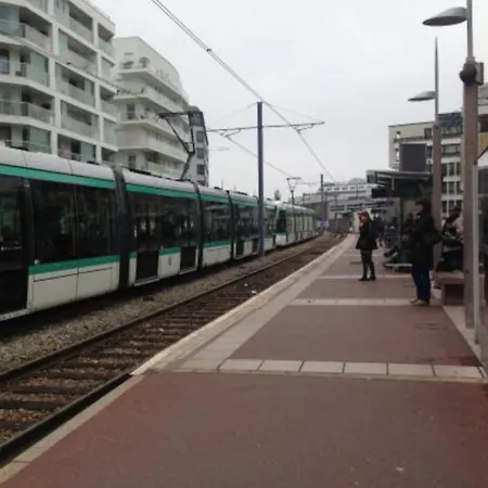 Homestay Citea Access Dayuse - Work And Day Rest Timeshare -- 2 Min Tram - Formule Temps Partage -- Navette Ile D'issy Avenue Paris 92320 Espace Nuit